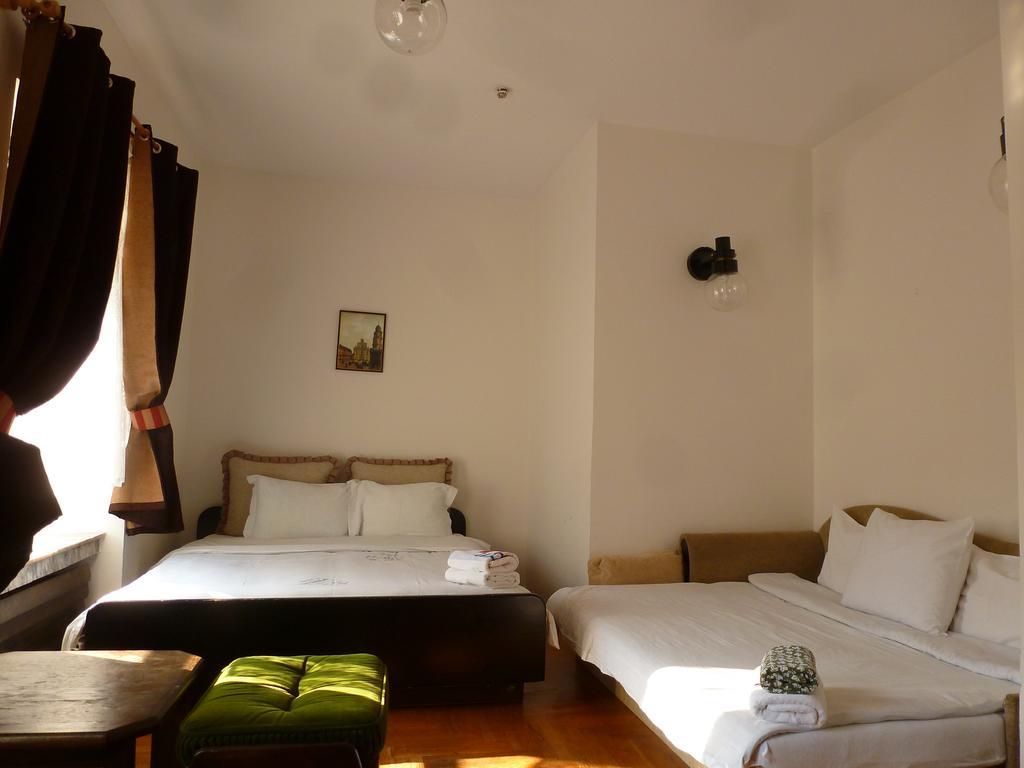 Seven Fridays Guest House Vilnius Cameră foto