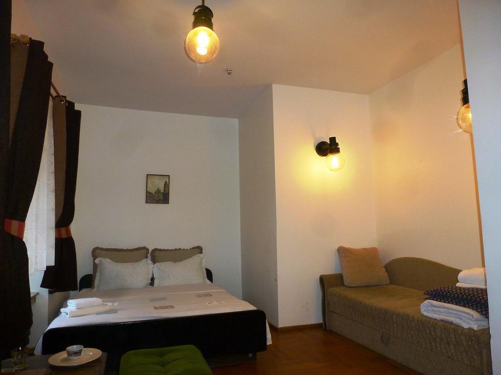 Seven Fridays Guest House Vilnius Cameră foto