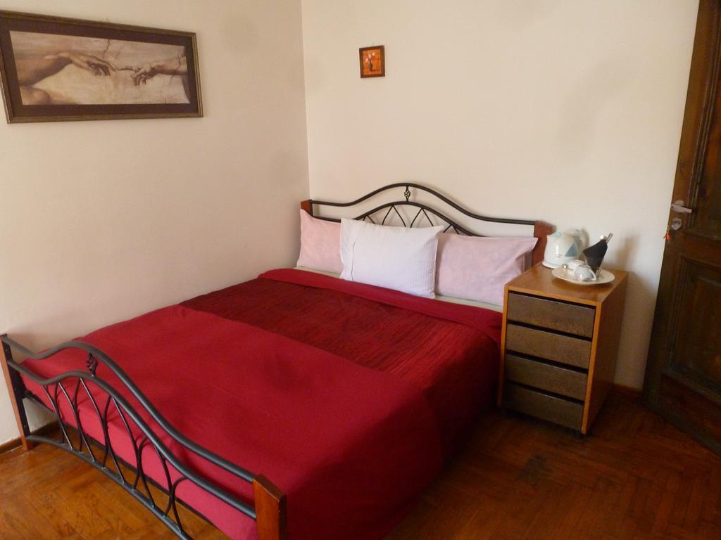 Seven Fridays Guest House Vilnius Cameră foto