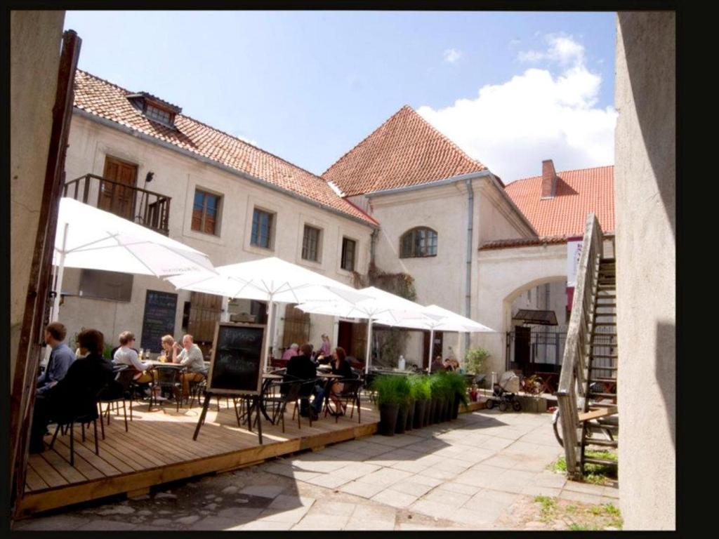 Seven Fridays Guest House Vilnius Exterior foto