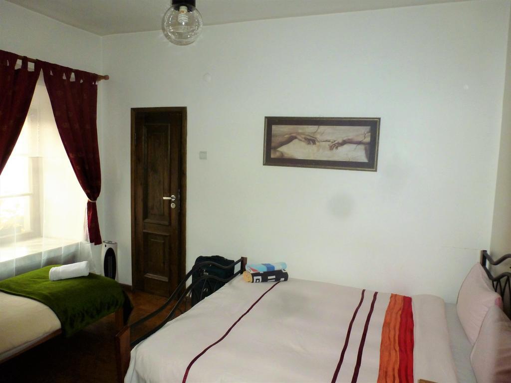 Seven Fridays Guest House Vilnius Cameră foto